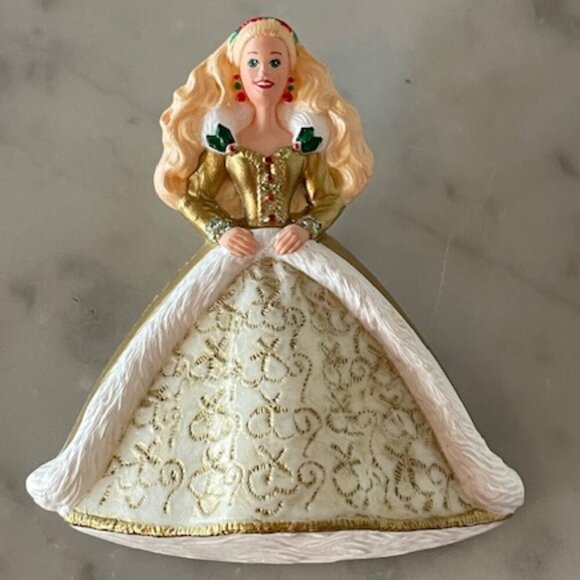 HALLMARK 1996 Barbie Christmas Princess White Gold Pin Brooch - Picture 1 of 12